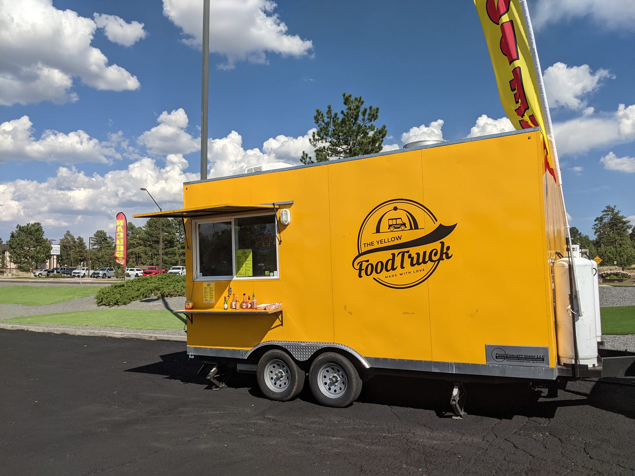 yellowfoodtruck